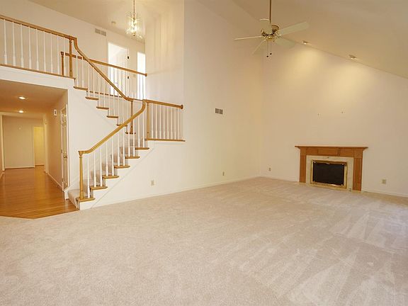 5th image of 5 Coventry Ct