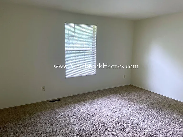8137 Mount Aetna St — Photo 10