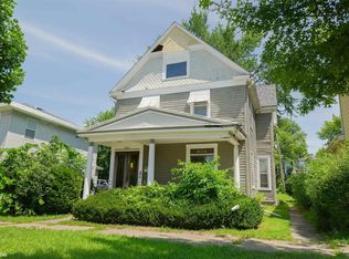 826 N 8th St, Burlington, IA 52601