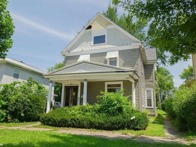 826 N 8th St, Burlington, IA, 52601