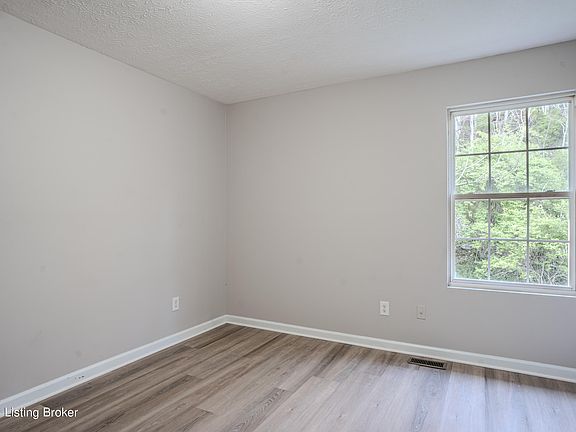 3rd image of 144-146 Montgomery Ave