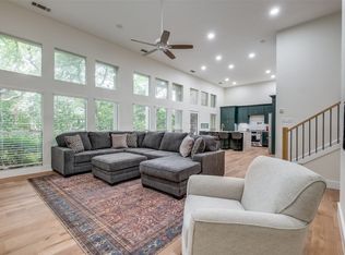 9123 Chapel Valley Rd, Dallas, TX 75220