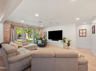 5812 N 18th Pl, Phoenix, AZ 85016