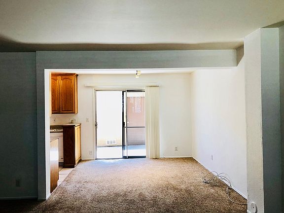 5th image of 14366 Plummer St