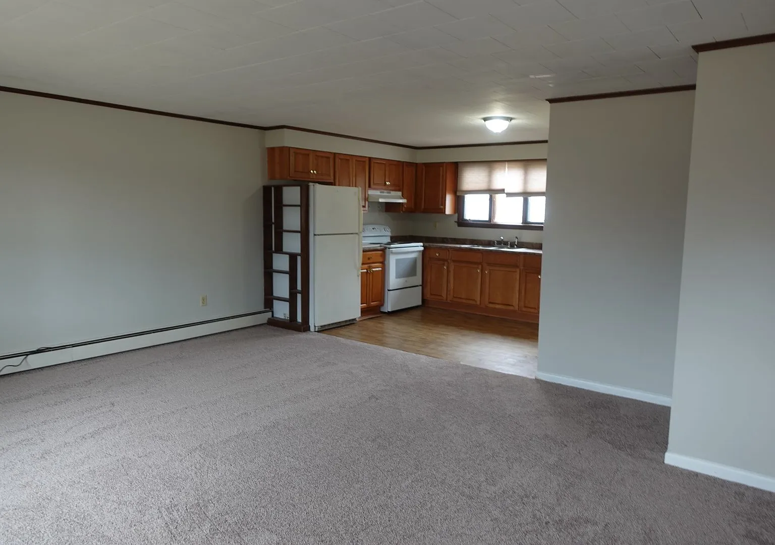 8 North Main Street — Photo 2
