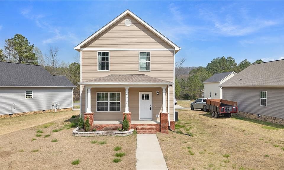 1st image of 422 Coahulla Creek Dr
