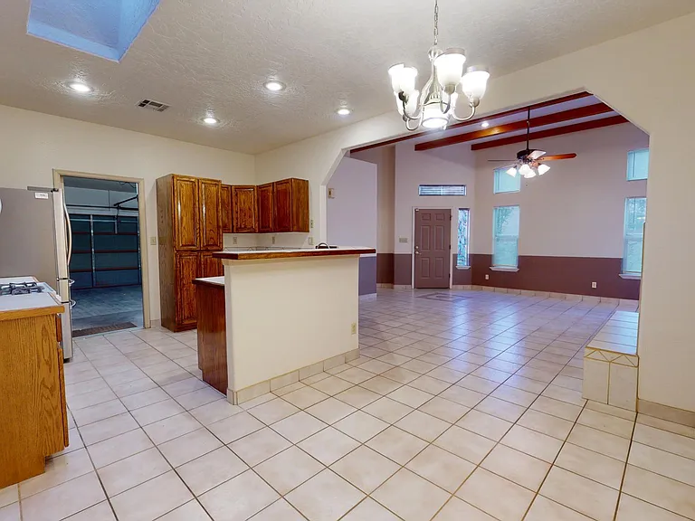 3496 Northpointe Dr — Photo 16
