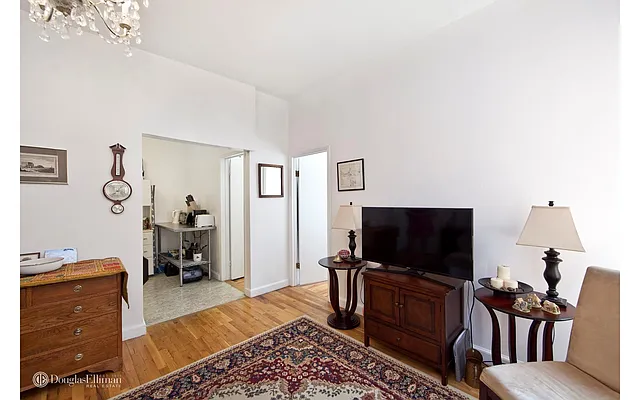 Rented by Douglas Elliman | media 10