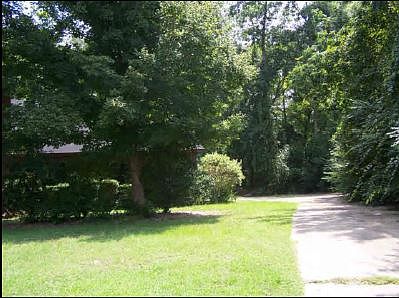 5th image of 109 Autumn Ln