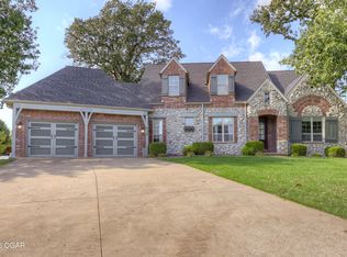 808 Copper Oaks Dr, Carl Junction, MO 64834