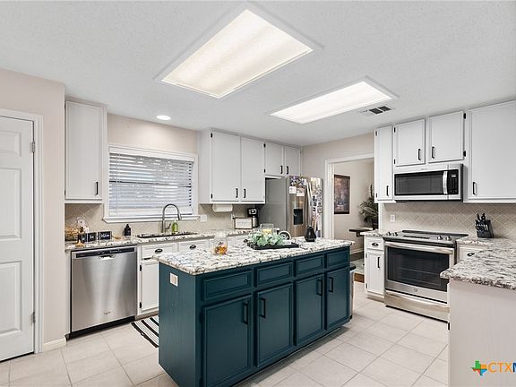 4th image of 106 Westbrook Dr