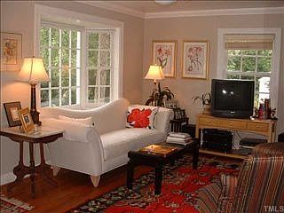 2nd image of 1231 Canterbury Rd