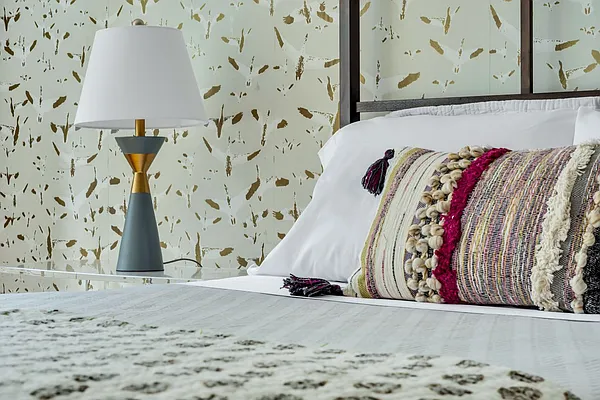 Sold by Compass | media 27