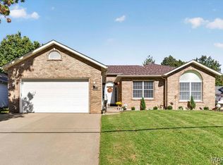 914 N Rapp Ave, Columbia, IL 62236