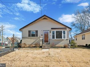 668 Hutchinson Ter, Holmes, PA 19043