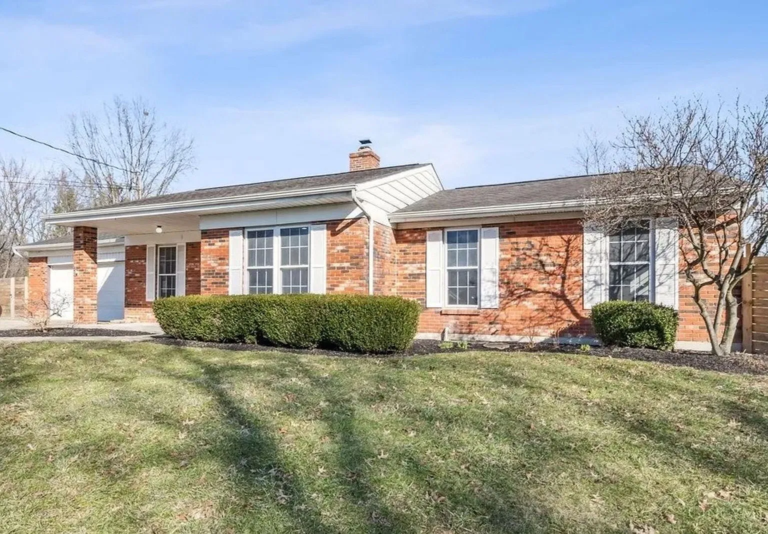 3 bed, 2.0 bath, 1359 sqft, $2,395 — Photo 1