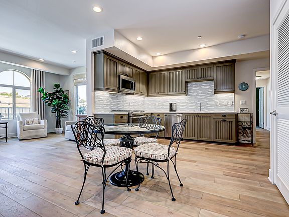 2nd image of 627 Deep Valley Dr APT 114