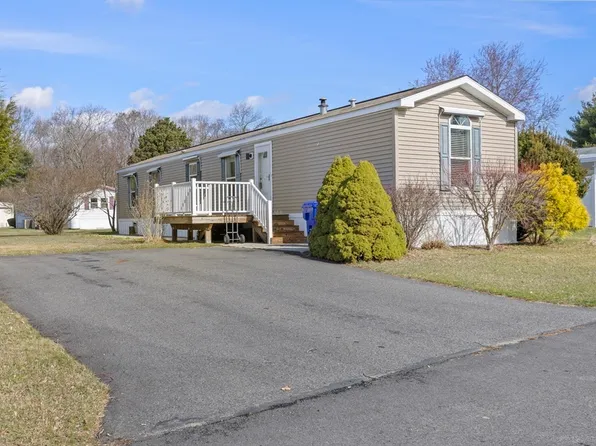 25 Thayer Dr, Taunton, MA 02780