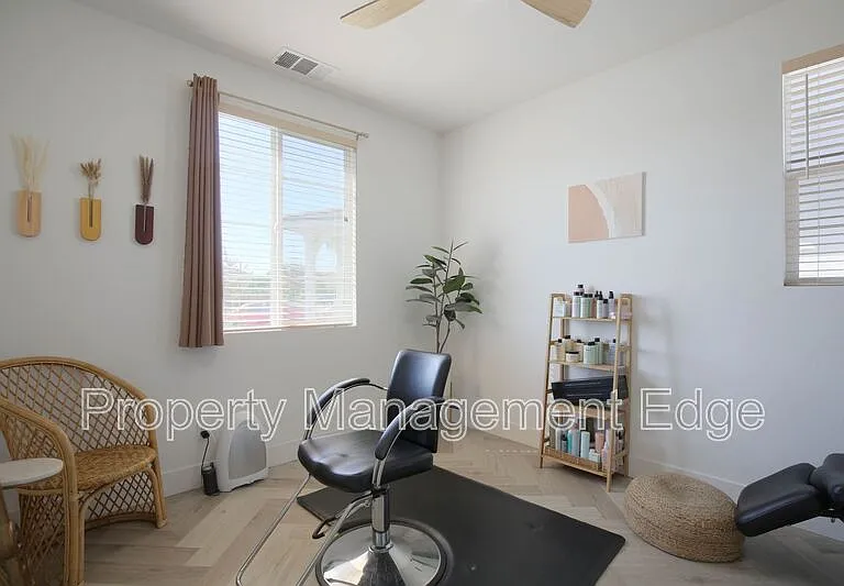 30463 Ridgely Way — Photo 10