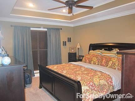 Master Bathroom
						:
						His/Her sinks. Large master closet. Tiled Shower. Jacuzzi Tub.