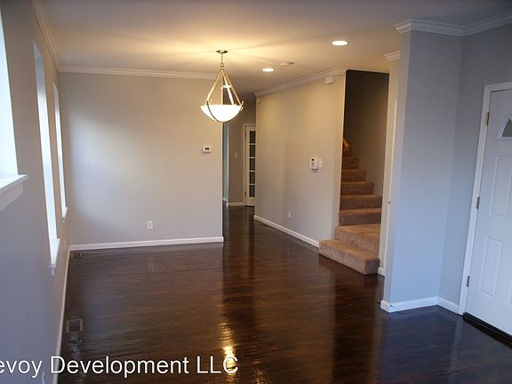 4th image of 4158 W Pine Blvd