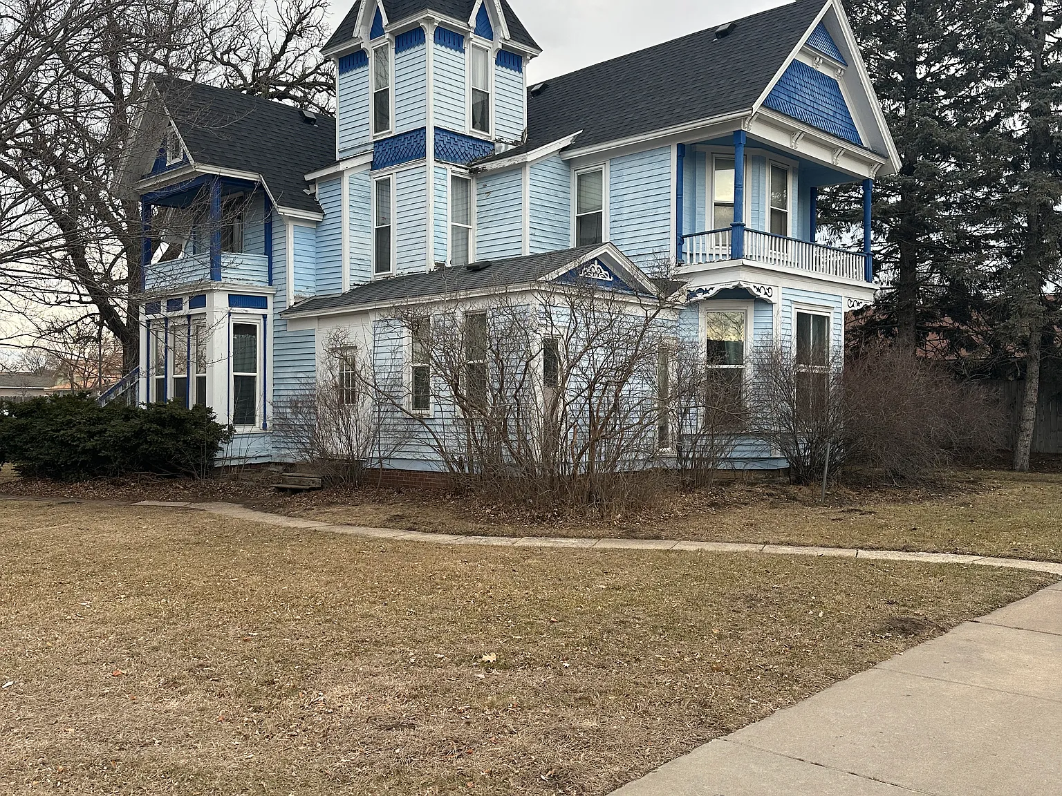 1 bed, 400 sqft, $610 — Photo 1