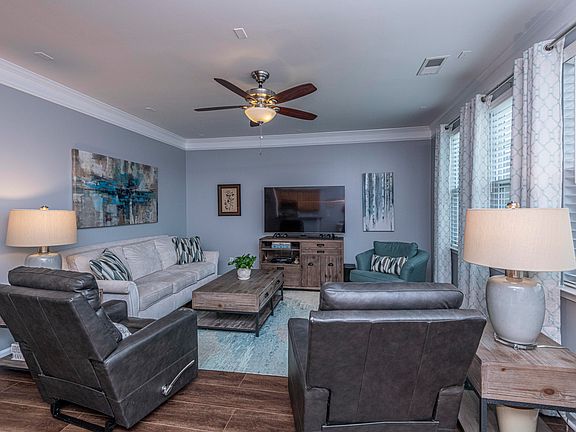 5th image of 325 Sanctuary Park Dr