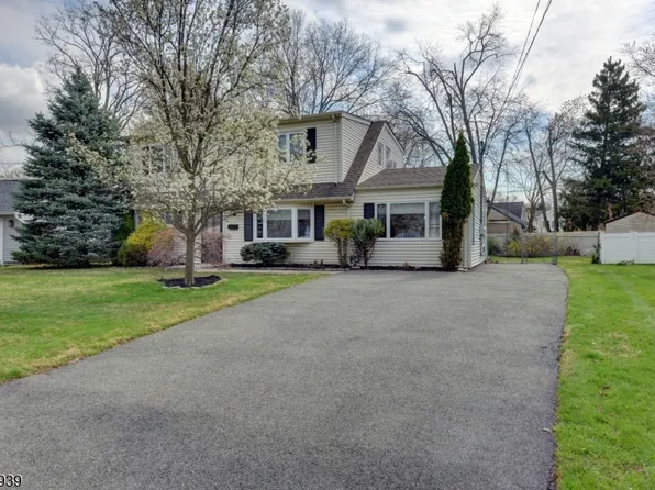 41 Donato Dr, Little Falls Twp., NJ 07424