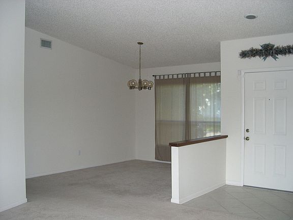5th image of 1207 Lornewood Dr