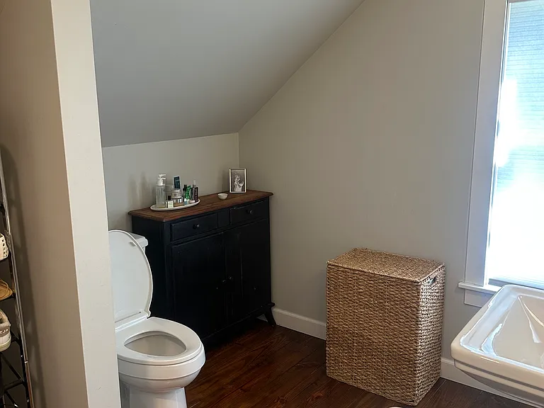 118 Anderson Ave — Photo 21