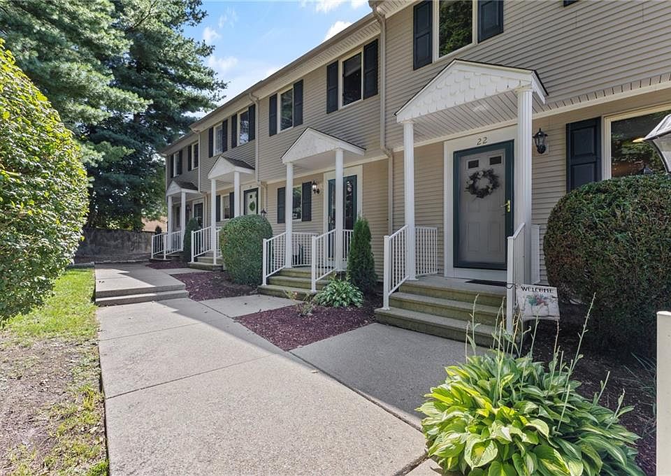 1st image of 165 Holland St Unit 22