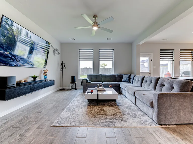 3735 Rush Plains Ct — Photo 3