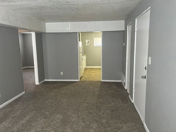 4th image of 1008 Forest Ct APT 6