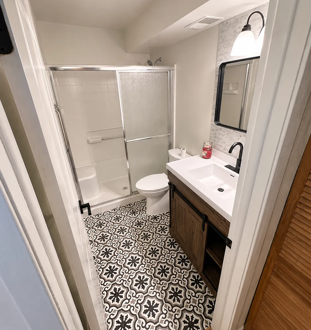2 bed, $2,000 — Photo 4