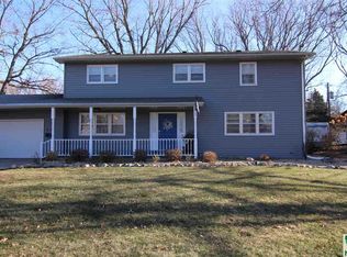 509 Gran Dr, Storm Lake, IA 50588