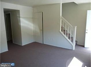 5 Beau Rivage Dr, Glassboro, NJ 08028