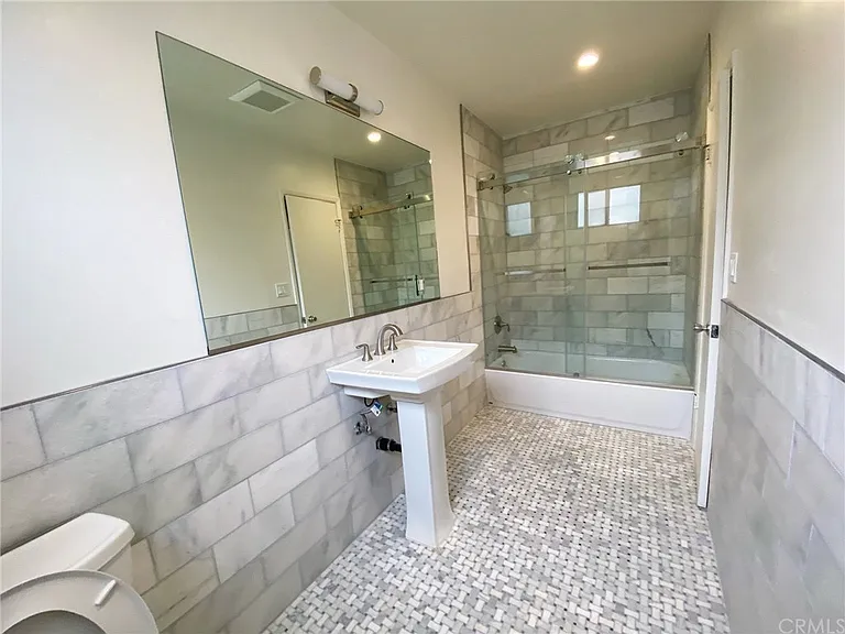 2111 E Bermuda St #A — Photo 10