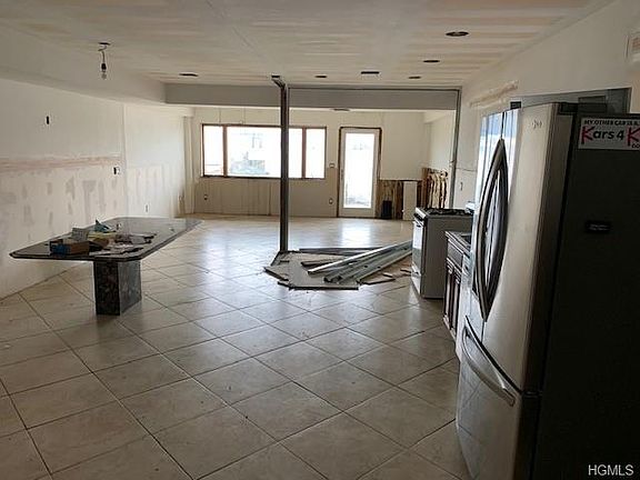 5th image of 3238 Tierney Pl