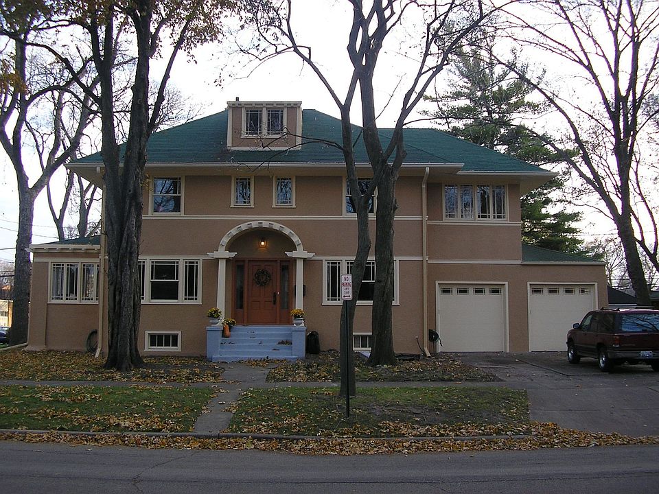 1st image of 2622 Eastwood Ave