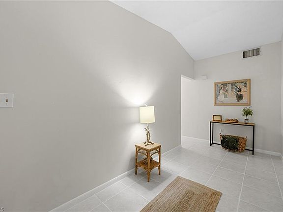 3rd image of 4472 30th PL SW
