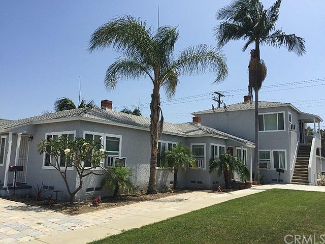 1st image of 4542 N Lakewood Blvd