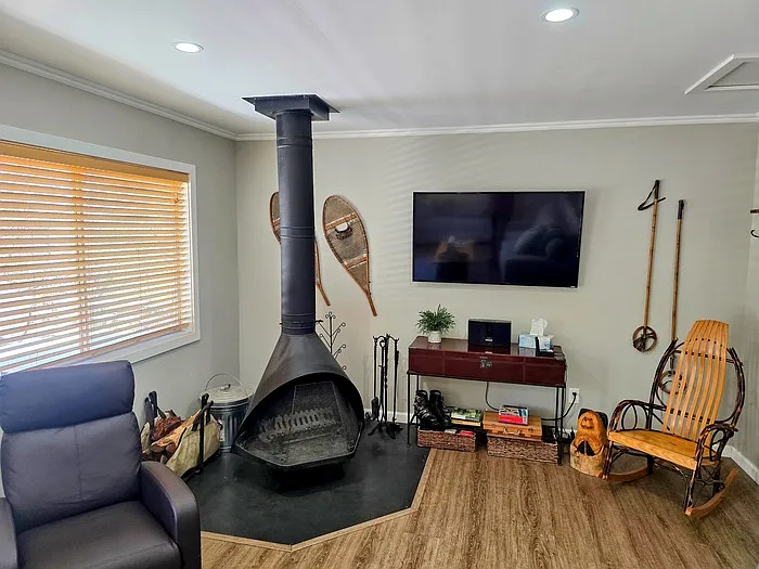 1394 Lassen Dr — Photo 5