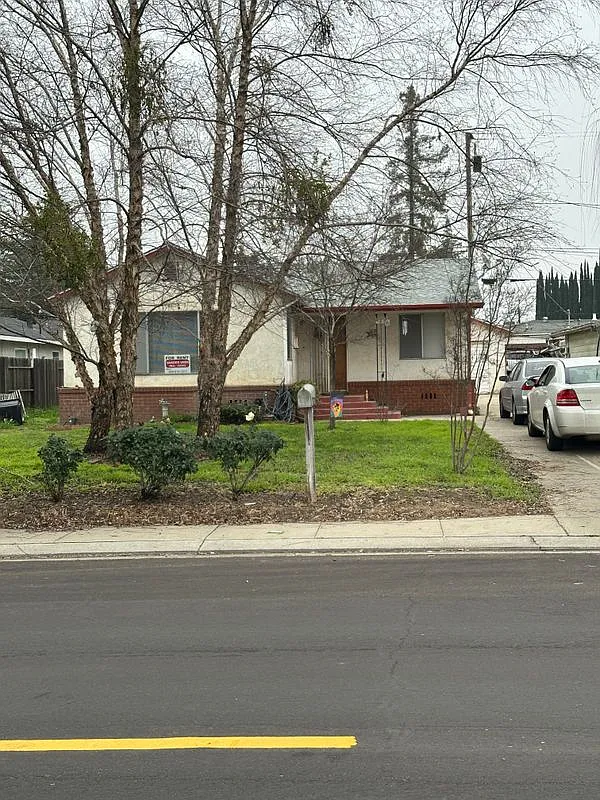 652 Ripona Ave photo 1
