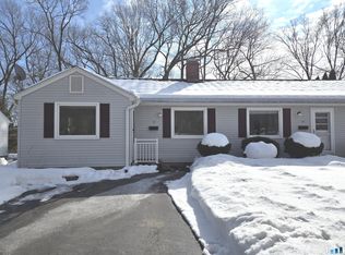 86 Clinton St, Glastonbury, CT 06033