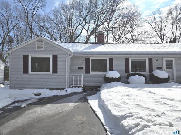 86 Clinton St, Glastonbury, CT 06033