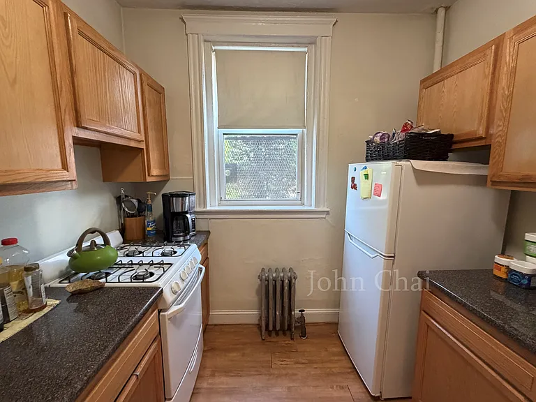70 Chiswick Rd #4 — Photo 15