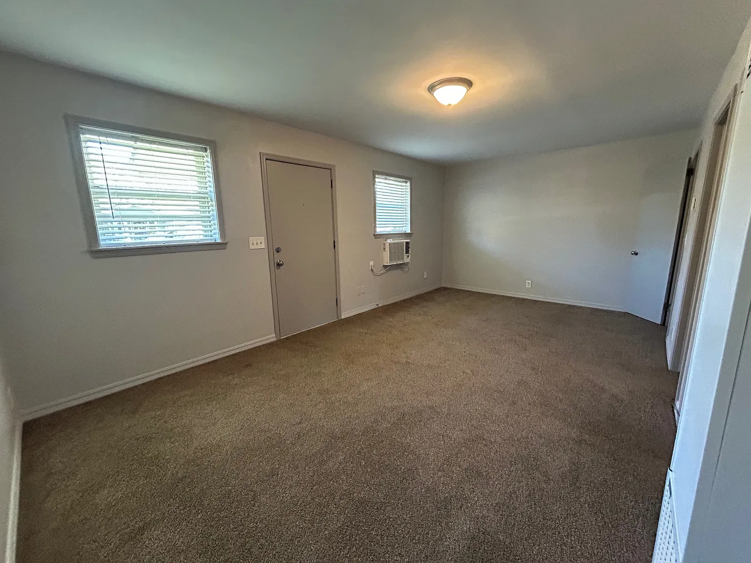 1 bed, 600 sqft, $700 — Photo 4