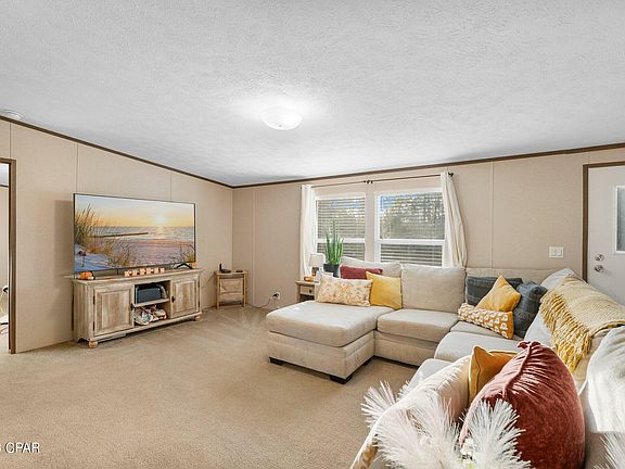 3rd image of 3301 Tumble Creek Blvd