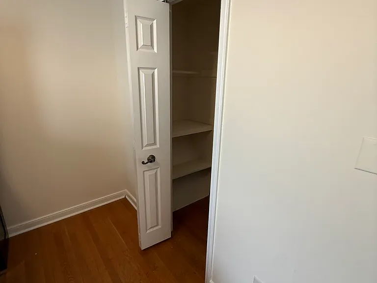 8909 Traditional Dr — Photo 30