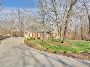 718 Red Gate Dr, Defiance, MO 63341